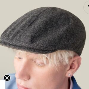 Goorin Bros XL Gray Wool Flat Cap with Red Silky Lining